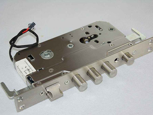 开平24小时上门开锁公司